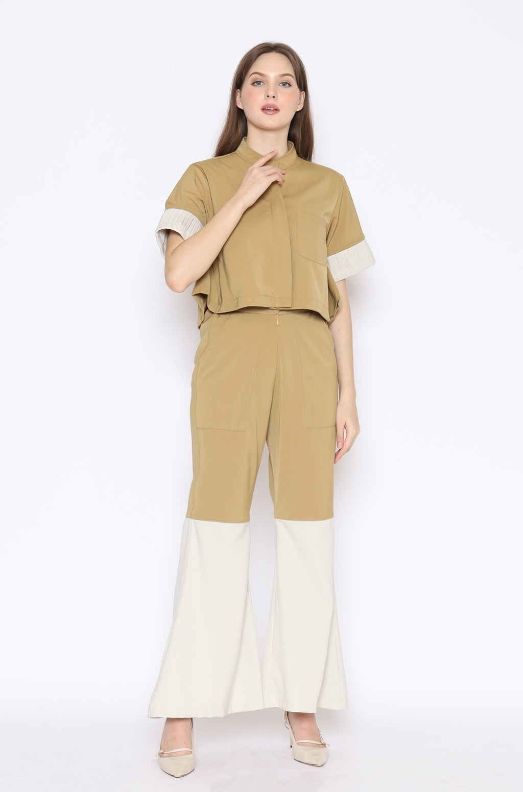Inez. Pleated Outer-Top