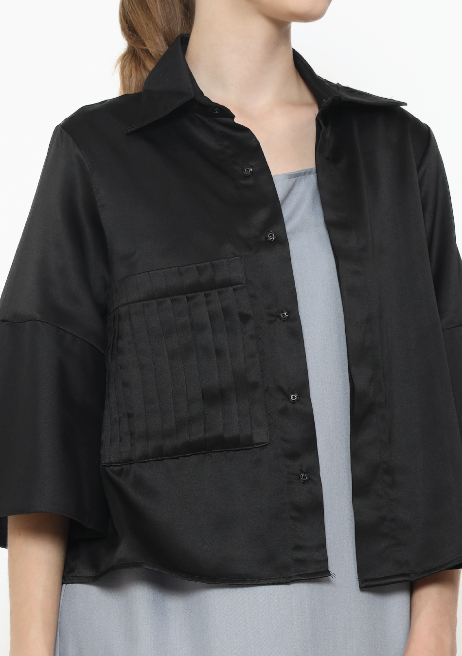Xu. Wide Sleeve Top with Collar and Pleated Pocket